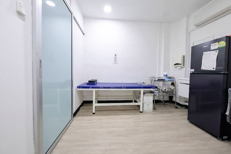 249 Jurong East Street 24, 249 Jurong East Street 24, 1,808 sqft, Shop / Shophouse For Rent, by Ssharon Loh, 500181118 - CommercialGuru.com.sg