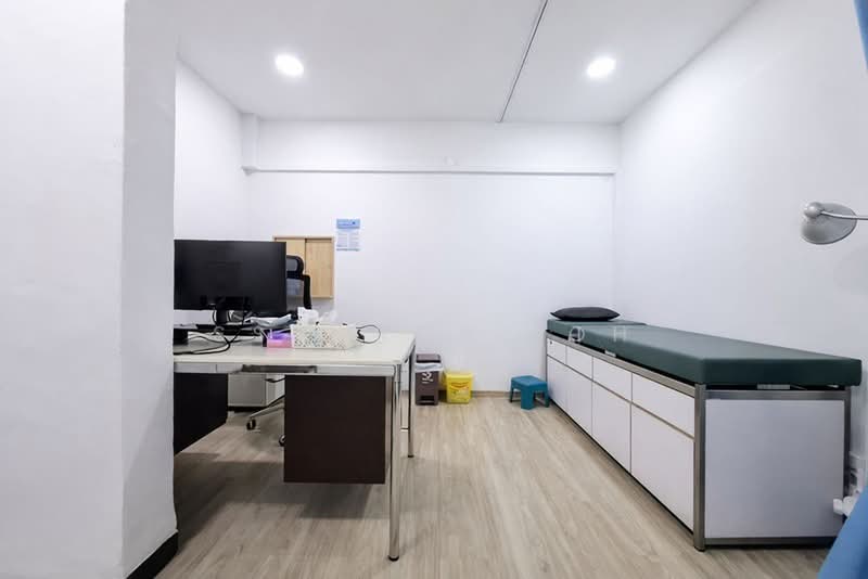 249 Jurong East Street 24, 249 Jurong East Street 24, 1,808 sqft, Shop / Shophouse For Rent, by Ssharon Loh, 500181118 - CommercialGuru.com.sg