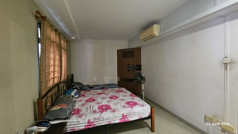 690B Choa Chu Kang Crescent, 690B Choa Chu Kang Crescent, 2 Bedrooms, 1,345 sqft, HDB Flat For Rent, by Kor ., 500181124 - Master Bedroom - PropertyGuru.com.sg