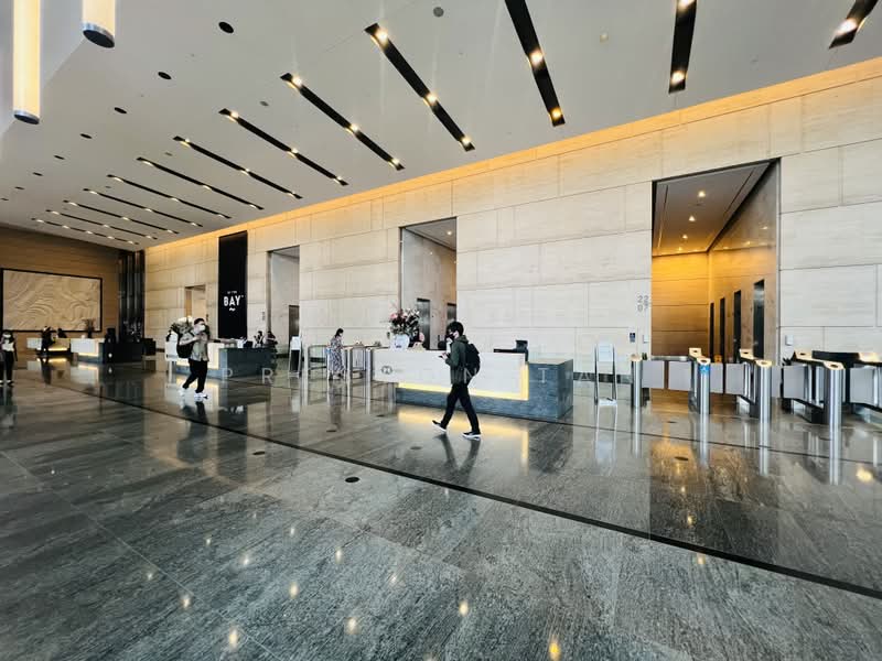 Marina Bay Financial Centre Tower 2, 10 Marina Boulevard, 2,088 sqft, Office For Rent, by Preston Tan, 500181145 - Lobby - CommercialGuru.com.sg