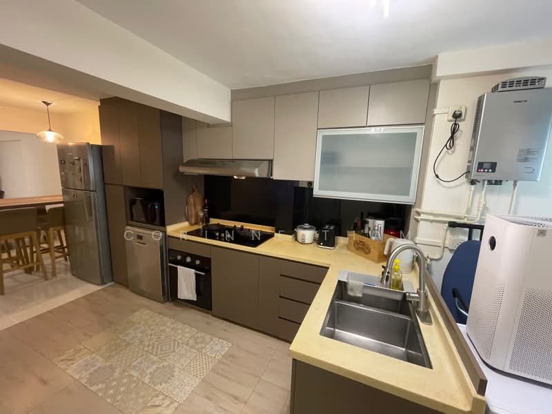 11 Holland Drive, 11 Holland Drive, 2 Bedrooms, 700 sqft, HDB Flat For Rent, by Corinne Tham, 500181179 - Kitchen - PropertyGuru.com.sg