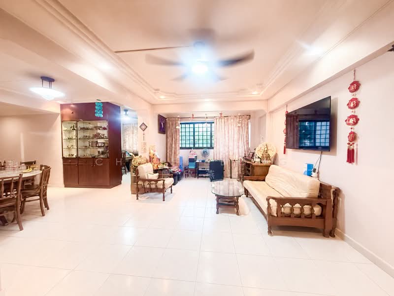 758 Woodlands Avenue 6, 758 Woodlands Avenue 6, 3 Bedrooms, 1,302 sqft, HDB Flat For Sale, by Chloe Leong (廖欣燕), 500181181 - Living Room - PropertyGuru.com.sg