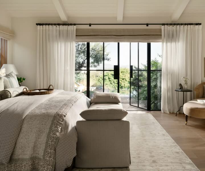 Brand New 2.5 Storey Detached House At Namly Drive District 10, NAMLY AVENUE/SECOND AVENUE/BUKIT TIMAH ROAD/DUNEARN ROAD, 6 Bedrooms, 10,647 sqft, Detached House For Sale, by Ken Wu, 500181186 - Bedroom - PropertyGuru.com.sg