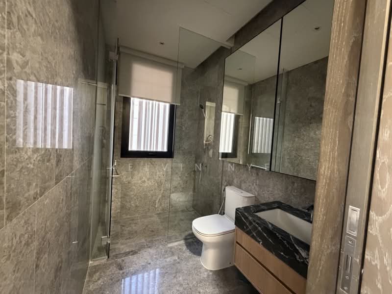 Cheap!! 全新 4 房 乌节路公寓 New Brand 4BR condo near Orchard, , 4 Bedrooms, 1,938 sqft, Condominium For Rent, by Kelvin Nye, 500181218 - Bathroom - PropertyGuru.com.sg