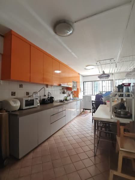 713 Yishun Street 71, 713 Yishun Street 71, 3 Bedrooms, 1,313 sqft, HDB Flat For Sale, by Joanne Tio, 500181219 - Kitchen - PropertyGuru.com.sg