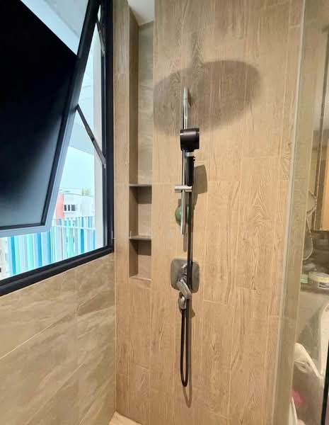 The Jovell, 25 Flora Drive, 2 Bedrooms, 678 sqft, Condominium For Sale, by Melina Yap, 500181220 - Bathroom - PropertyGuru.com.sg