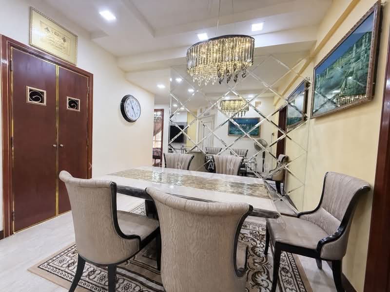 The Mayfair, 7 Jurong East Street 32, 3 Bedrooms, 1,184 sqft, Condominium For Rent, by Xavier Anboo, 500181222 - Dining Room - PropertyGuru.com.sg