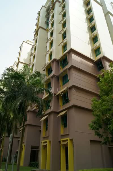 352B Canberra Road, 352B Canberra Road, 3 Bedrooms, 1,001 sqft, HDB Flat For Sale, by Jeslyn Lim, 500181236 - Exterior - PropertyGuru.com.sg