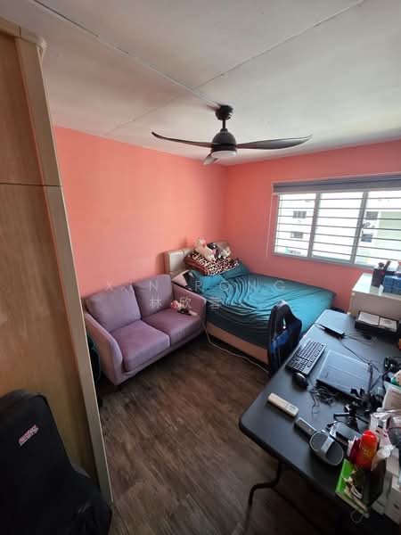 146 Woodlands Street 13, 146 Woodlands Street 13, 3 Bedrooms, 1,001 sqft, HDB Flat For Sale, by Xin Rong  林欣蓉., 500181248 - Bedroom - PropertyGuru.com.sg