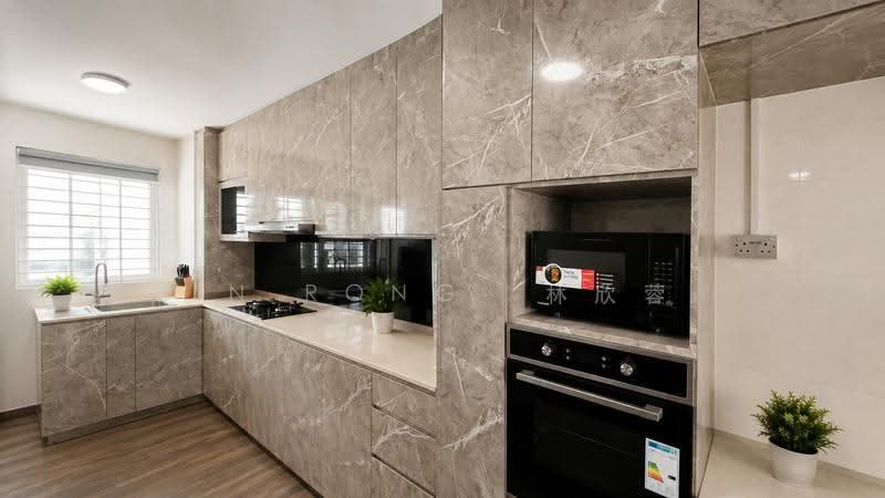 146 Woodlands Street 13, 146 Woodlands Street 13, 3 Bedrooms, 1,001 sqft, HDB Flat For Sale, by Xin Rong 林欣蓉., 500181248 - Kitchen - PropertyGuru.com.sg