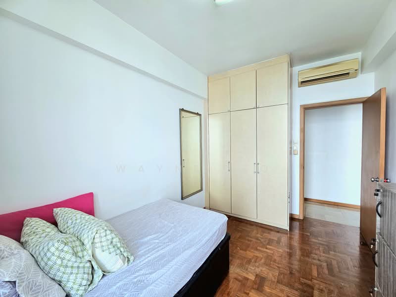 Hillview Regency, 28 Bukit Batok East Avenue 2, 3 Bedrooms, 1,130 sqft, Condominium For Sale, by Wayne Teo, 500181252 - Bedroom - PropertyGuru.com.sg