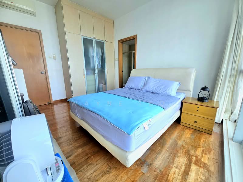 Hillview Regency, 28 Bukit Batok East Avenue 2, 3 Bedrooms, 1,130 sqft, Condominium For Sale, by Wayne Teo, 500181252 - Bedroom - PropertyGuru.com.sg