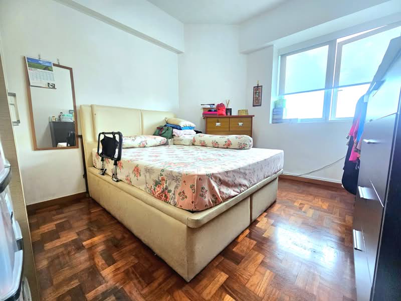Hillview Regency, 28 Bukit Batok East Avenue 2, 3 Bedrooms, 1,130 sqft, Condominium For Sale, by Wayne Teo, 500181252 - Bedroom - PropertyGuru.com.sg