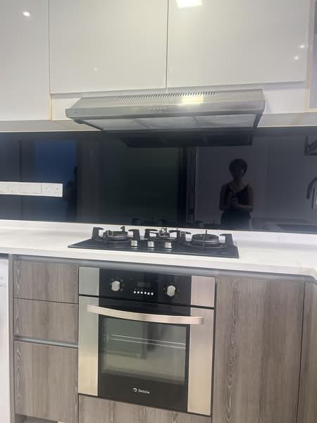 Woodhaven, 71 Woodgrove Avenue, 3 Bedrooms, 1,173 sqft, Condominium For Sale, by hui Chia, 500181256 - Kitchen - PropertyGuru.com.sg