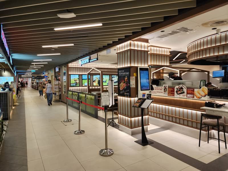 West Mall, 1 Bukit Batok Central Link, Dairy Farm / Bukit Panjang / Choa Chu Kang, 1,104 sqft, Mall Shop For Rent, by Wong Wai Quen  黄伟权, 500181259 - Interior - CommercialGuru.com.sg