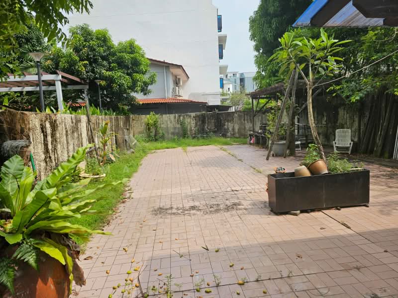 Classic 3 Storey Semi Detached in D15. Suitable for A&A or Rebuild, Lor K / Lor G / Lor H, 7 Bedrooms, 5,710 sqft, Semi-Detached House For Sale, by Mak Hui Lyn, 500181275 - Exterior - PropertyGuru.com.sg