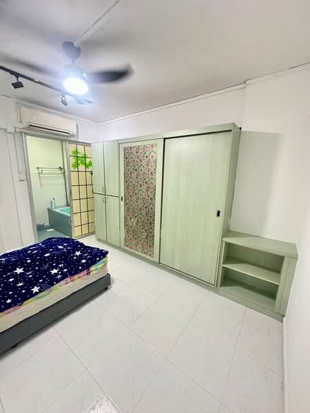 433 Yishun Avenue 6, 433 Yishun Avenue 6, 3 Bedrooms, 904 sqft, HDB Flat For Rent, by Chew Hock Ngee, 500181288 - Bedroom - PropertyGuru.com.sg