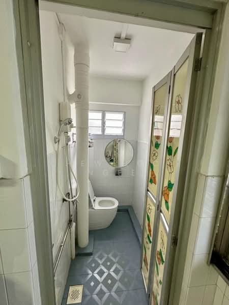 433 Yishun Avenue 6, 433 Yishun Avenue 6, 3 Bedrooms, 904 sqft, HDB Flat For Rent, by Chew Hock Ngee, 500181288 - Bathroom - PropertyGuru.com.sg