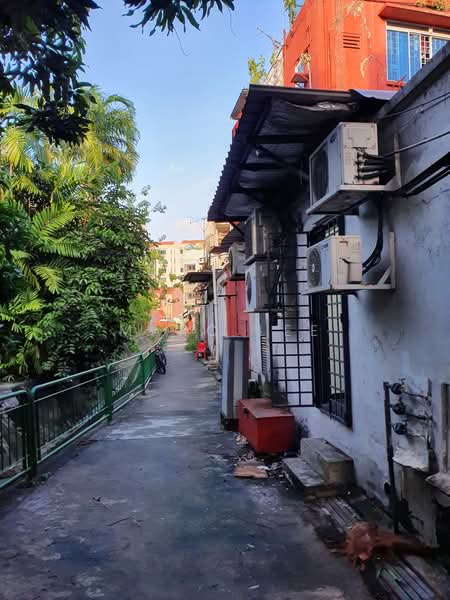 Ground Floor | Dual Key | 8 Pax Dormitory And Potential Shop @ Guillemard Road, Guillemard Road, 1,140 sqft, Dormitory For Sale, by Marc Lee, 500181292 - Exterior - CommercialGuru.com.sg
