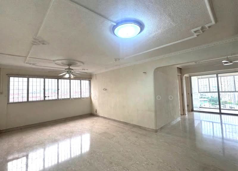 219A Jurong East Street 21, 219A Jurong East Street 21, 3 Bedrooms, 1,270 sqft, HDB Flat For Sale, by Maggie Choo, 500181294 - Living Room - PropertyGuru.com.sg
