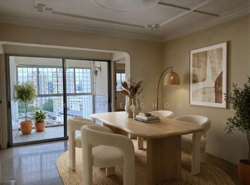219A Jurong East Street 21, 219A Jurong East Street 21, 3 Bedrooms, 1,270 sqft, HDB Flat For Sale, by Maggie Choo, 500181294 - Dining Room - PropertyGuru.com.sg