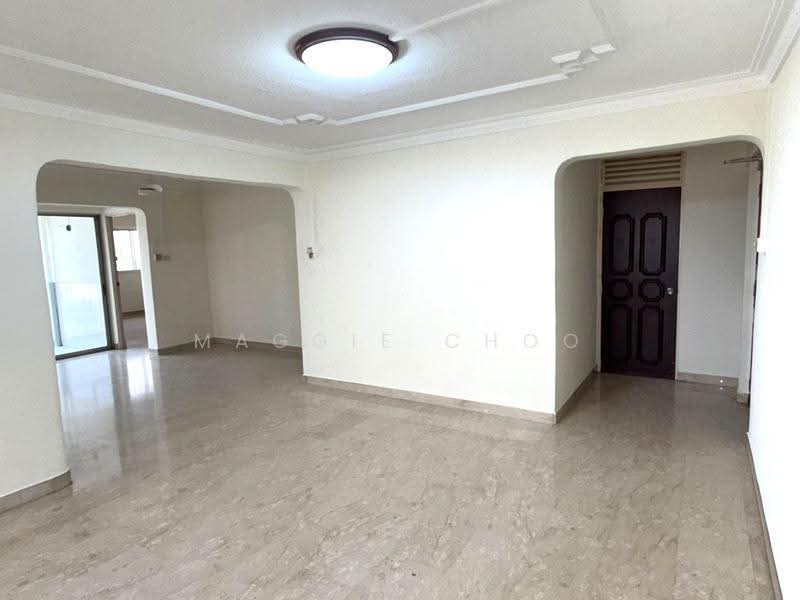 219A Jurong East Street 21, 219A Jurong East Street 21, Boon Lay / Jurong / Tuas, 3 Bedrooms, 1,270 sqft, HDB Flat For Sale, by Maggie Choo, 500181294 - Living Room - PropertyGuru.com.sg