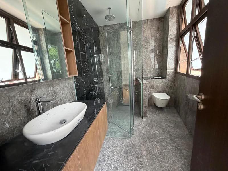 Newly Built Detached ✧ Gallop Park / Farrer Road enclave ✧ Near MRT & Schools, Farrer Road, Gallop Park Road, Jalan Harom Setangkai, Cluny Park, Jalan Kembang Melati, Tanglin / Holland / Bukit Timah, 5 Bedrooms, 7,250 sqft, Detached House For Sale, by Brenda Zee (徐黎倫), 500181295 - Bathroom - PropertyGuru.com.sg