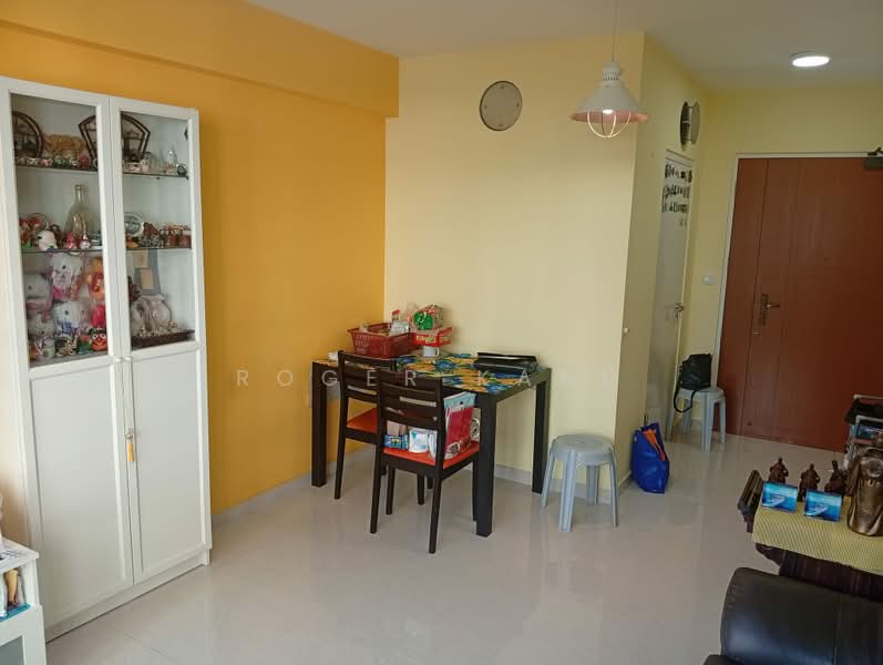 418A Fernvale Link, 418A Fernvale Link, 2 Bedrooms, 731 sqft, HDB Flat For Sale, by Roger Kang, 500181302 - Dining Room - PropertyGuru.com.sg