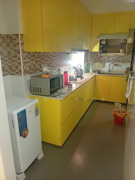 418A Fernvale Link, 418A Fernvale Link, 2 Bedrooms, 731 sqft, HDB Flat For Sale, by Roger Kang, 500181302 - Kitchen - PropertyGuru.com.sg