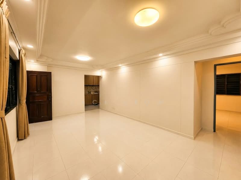 144 Lorong 2 Toa Payoh, 144 Lorong 2 Toa Payoh, 3 Bedrooms, 969 sqft, HDB Flat For Sale, by Jack Leow, 500181316 - Living Room - PropertyGuru.com.sg