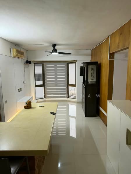 Parkview Apartments, 1 Bukit Batok Street 25, 2 Bedrooms, 936 sqft, Apartment For Rent, by Justin Zaw, 500181318 - Living Room - PropertyGuru.com.sg
