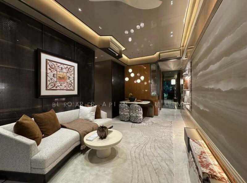 UPPERHOUSE at Orchard Boulevard, 22 Orchard Boulevard, Tanglin / Holland / Bukit Timah, 2 Bedrooms, 700 sqft, Condominium For Sale, by Lorraine Lum, 500181324 - Living Room - PropertyGuru.com.sg