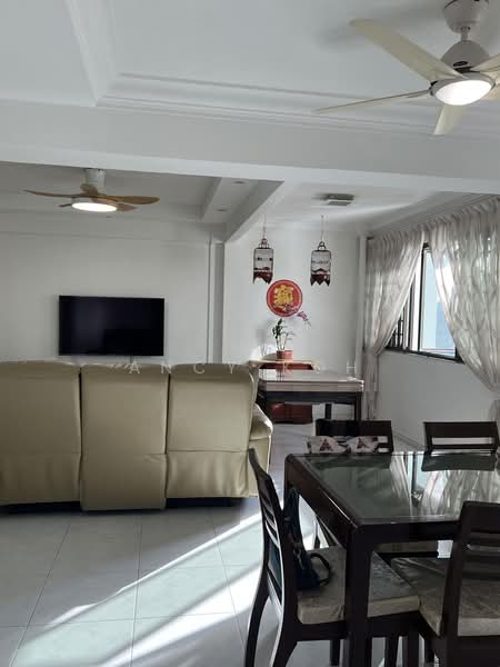 154 Gangsa Road, 154 Gangsa Road, 3 Bedrooms, 1,302 sqft, HDB Flat For Sale, by Ancy Koh, 500181327 - Living Room - PropertyGuru.com.sg