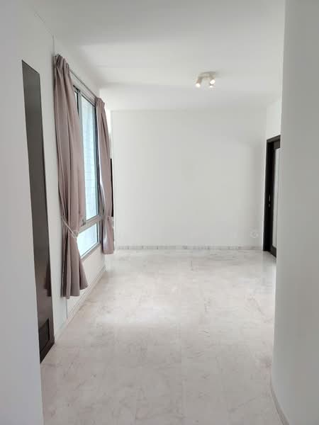 Riviera Residences, 11 Riviera Drive, 3 Bedrooms, 1,281 sqft, Condominium For Sale, by Johnny Heng, 500181341 - Main Entrance to Dining - PropertyGuru.com.sg