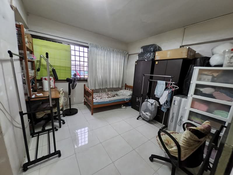141 Serangoon North Avenue 2, 141 Serangoon North Avenue 2, 3 Bedrooms, 1,216 sqft, HDB Flat For Sale, by Diana Chua, 500181349 - Bedroom - PropertyGuru.com.sg
