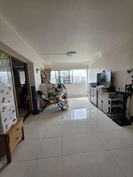141 Serangoon North Avenue 2, 141 Serangoon North Avenue 2, 3 Bedrooms, 1,216 sqft, HDB Flat For Sale, by Diana Chua, 500181349 - Living Room - PropertyGuru.com.sg