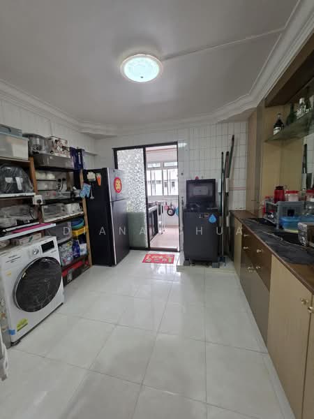 141 Serangoon North Avenue 2, 141 Serangoon North Avenue 2, 3 Bedrooms, 1,216 sqft, HDB Flat For Sale, by Diana Chua, 500181349 - Kitchen - PropertyGuru.com.sg