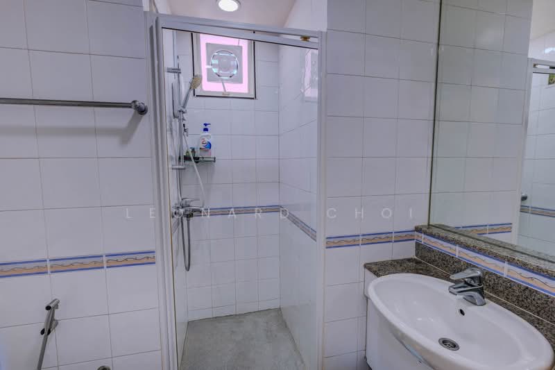 Prospero Ville, 127 Lorong K Telok Kurau, 3 Bedrooms, 2,174 sqft, Condominium For Rent, by Leonard Choi, 500181372 - Bathroom - PropertyGuru.com.sg
