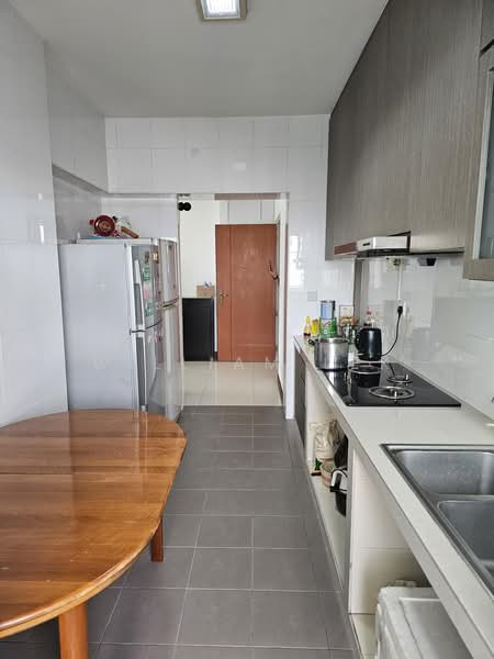 469B Sengkang West Way, 469B Sengkang West Way, 4 Bedrooms, 1,216 sqft, HDB Flat For Sale, by William Lek Propnex, 500181373 - Kitchen - PropertyGuru.com.sg