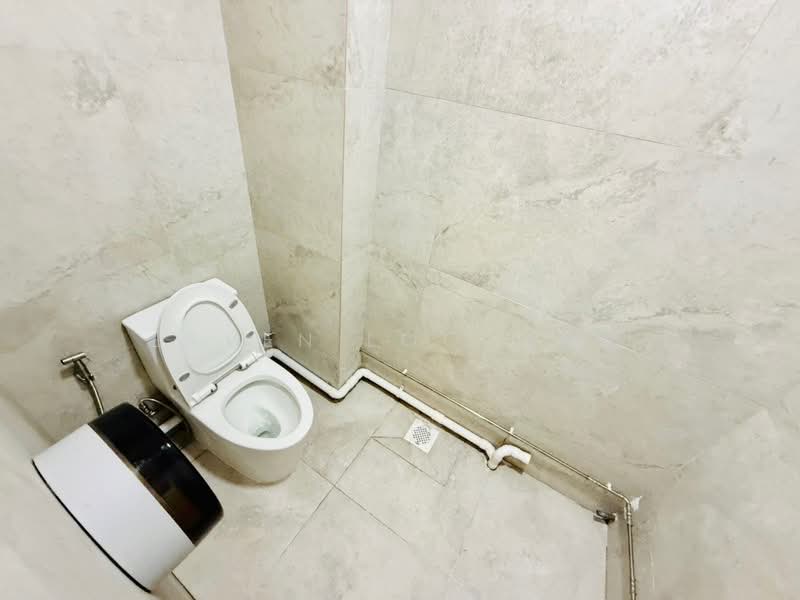 Wcega Tower, 21 Bukit Batok Crescent, 130 sqft, Light Industrial (B1) For Rent, by Laven Loo 吕欣颐, 500181374 - CommercialGuru.com.sg