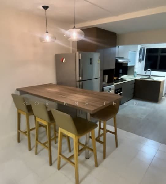 11 Holland Drive, 11 Holland Drive, 2 Bedrooms, 700 sqft, HDB Flat For Rent, by Corinne Tham, 500181384 - High level dining - PropertyGuru.com.sg