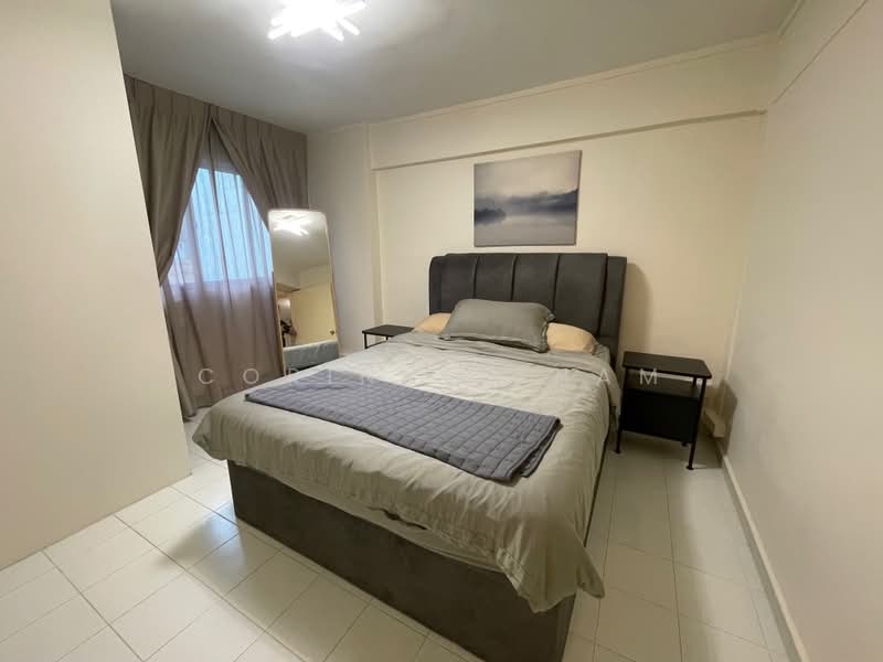 11 Holland Drive, 11 Holland Drive, 2 Bedrooms, 700 sqft, HDB Flat For Rent, by Corinne Tham, 500181384 - Main Bedroom - PropertyGuru.com.sg
