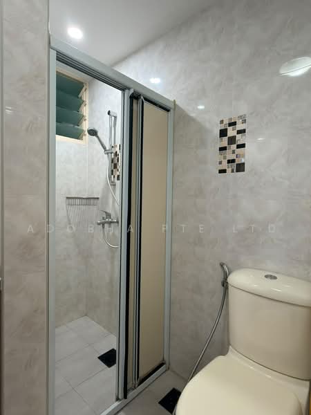 Yishun Emerald, 20 Canberra Drive, Room Rental, 120 sqft, Condominium For Rent, by Rahul, 500181386 - Bathroom - PropertyGuru.com.sg