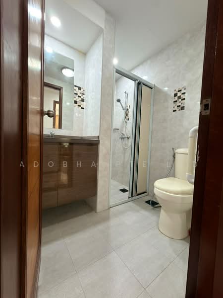 Yishun Emerald, 20 Canberra Drive, Room Rental, 120 sqft, Condominium For Rent, by Rahul, 500181386 - Bathroom - PropertyGuru.com.sg