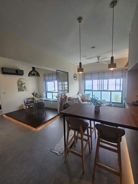 419A Northshore Drive, 419A Northshore Drive, 2 Bedrooms, 1,012 sqft, HDB Flat For Sale, by William Lek Propnex, 500181389 - Living Room - PropertyGuru.com.sg