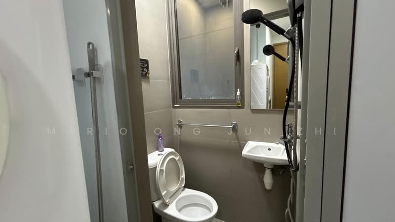 Skyline Residences, 610 Telok Blangah Road, Room Rental, 120 sqft, Condominium For Rent, by Mario Ong Jun Zhi, 500181392 - Bathroom - PropertyGuru.com.sg