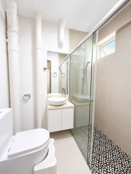 26 Telok Blangah Crescent, 26 Telok Blangah Crescent, 3 Bedrooms, 1,260 sqft, HDB Flat For Sale, by Abigail Wong, 500181395 - Bathroom - PropertyGuru.com.sg