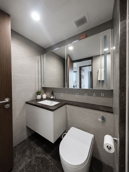 Parc Esta, 908 Sims Avenue, 2 Bedrooms, 635 sqft, Condominium For Rent, by Cedric Chan, 500181401 - Bathroom - PropertyGuru.com.sg