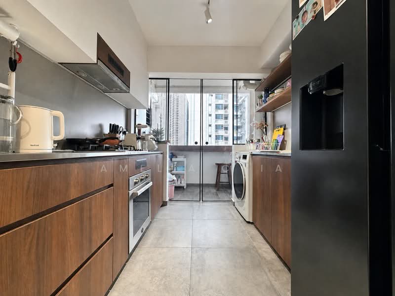 471A Fernvale Street, 471A Fernvale Street, 2 Bedrooms, 1,001 sqft, HDB Flat For Sale, by Amelia Chia, 500181405 - Kitchen - PropertyGuru.com.sg
