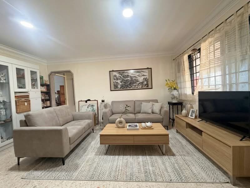 640 Ang Mo Kio Avenue 6, 640 Ang Mo Kio Avenue 6, 3 Bedrooms, 980 sqft, HDB Flat For Sale, by Louis Tay, 500181412 - Living Room - PropertyGuru.com.sg